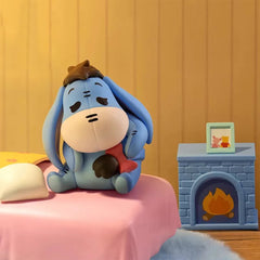 Disney Winnie the Pooh Home Moments Series Figure Blind Box